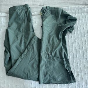 Wonder Wink scrub set XS Petite green pants and top nurse medical